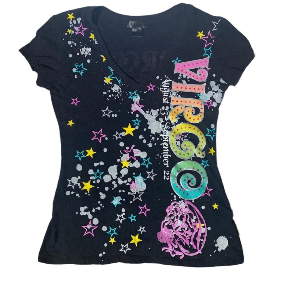 Virgo V-Neck